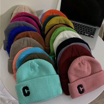 China COMMON autumn new letter C knitted hat fashion thickening casual warm couple knitted hat for sale