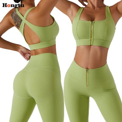 China Breathable Custom Stylish Gym Fitness Set Outdoor Yoga Bra Workout Joggers Activewear Two Piece Set for sale