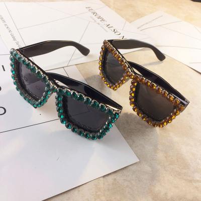 China Fashion Sunglasses Zhejiang Glass Variety White Parasol With Customer Logo Women S Fashion Sunglasses for sale