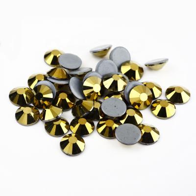 China Eco-friendly Fast Delivery Strong Aurum Glue Back On Hot Fix Rhinestone Flat Back Glass Rhinestones For Clothes Dec for sale