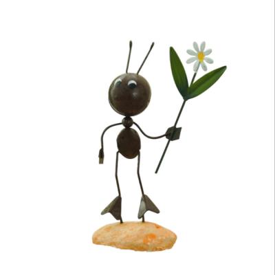 China Wholesale Resin Creative Home Ornament Europe Lovely Decoration Hot Selling Ants for sale