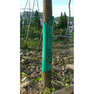 China Dark Green Outdoor Plastic PVC / Spiral Shaft Corflute Guards for sale