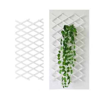 China High Quality Garden Waterproof Retractable Artificial Outdoor Willow Trellis Expandable Fence Rot Proof for sale