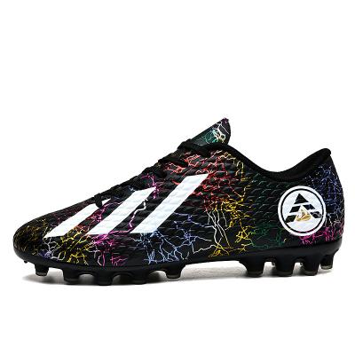 China Soccer shoes High quality men's football shoes training sports durable football shoes for sale