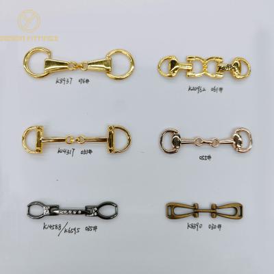 China Environmentally Friendly Wholesale Fashion Shoe Buckle Accessories Gold Women Shoe Buckle Metal Shoe Chain for sale