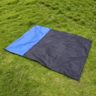 China 210T 135*135CM Folding Mini Pocket Picnic Floor Mat Waterproof Beach Mat Outdoor Camping for sale