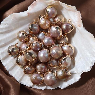 China Jewelry Making Pearl Color Gilt Irregular Baroque Pearl Connectors Natural Freshwater Pearl Diy Accessories Jewelry Charm 13mm Edison Pearls for sale