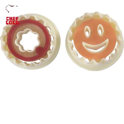 China Good quality 2pcs smile and flower shape viable linzer cookie cutter for sale