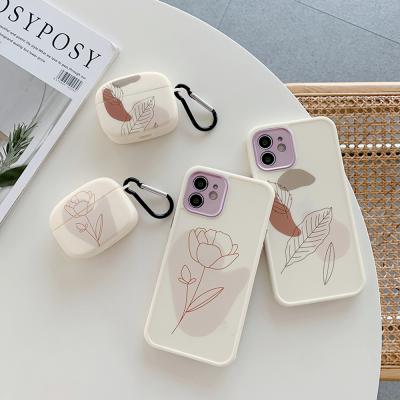 China Anti-drop For iPhone 12 Pro Vintage Flower Leaves Phone Case, For iPhone X Camera Protection Soft Back Cover With Matching Airpods for sale