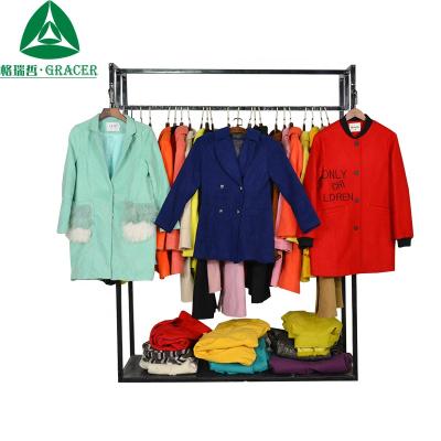 China Pack Used Winter Clothes Premium Second Hand Worsted Coat Worn Women Clothes for sale