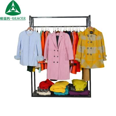 China Pack Clothes Women Winter Coat Second Hand Winter Used Clothes Worsted Price for sale