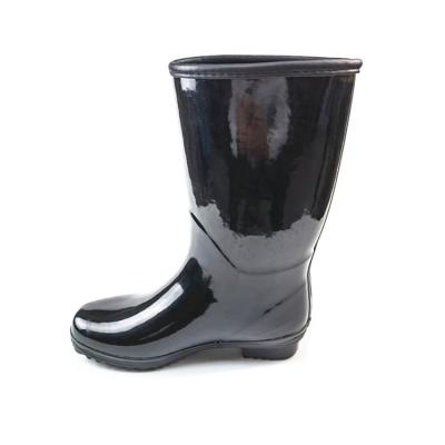 China New Listing High End Wholesale Men Waterproof Edge Protective Rubber Rain Shoes for sale