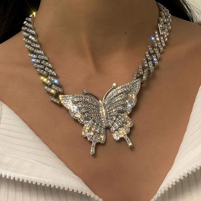 China Hot Sale New Fashion Accessories Casual / Sporty Necklaces Trendy Jewelry Butterfly Chains Custom Necklace Collar for sale