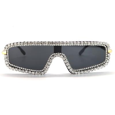 China Fashion Sunglasses Diamond IG Sunglasses Colorful Shades Shape Black Silver Red Sunglasses For Women KL0514S for sale