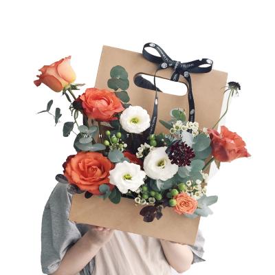 China Recycled Materials Mother's Day Handbag Open Window Flower Box Wrapping Paper Bag Valentine's Day Flower Box for sale