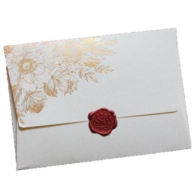 China Luxury Recycled Materials Custom Cardboard Kraft Paper Envelope Mailing Envelope Packaging Without Fire Paint Stickers for sale