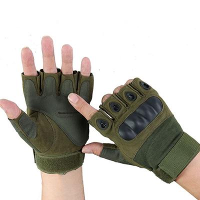 China Comfortable Professional Tactical Wild Sports Gloves Half Finger Gloves for sale