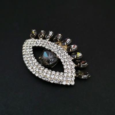 China Decorative Durable Rhinestone Eyes Shoe Buckle for sale