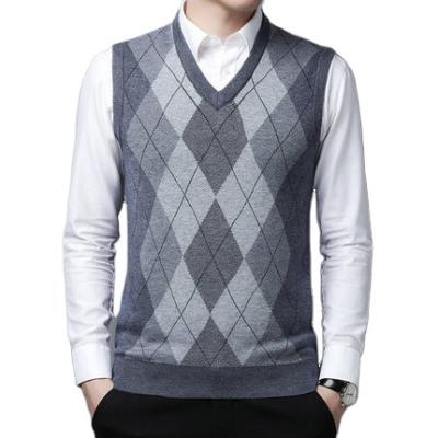 China Slim Fit Sleeveless Argyle Pullover Knitted Sweater Vest Casual V-Neckline Anti-Wrinkle Mens Knitwear for sale