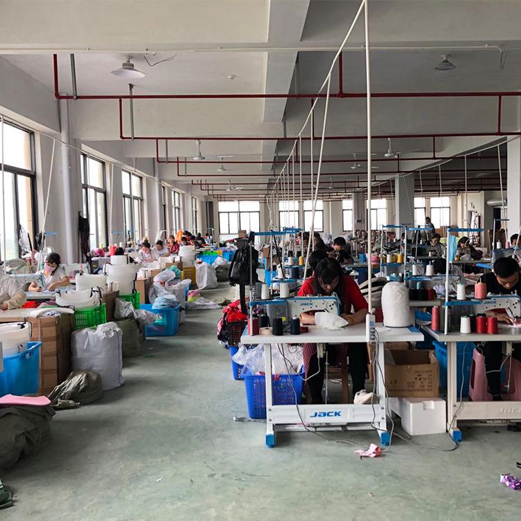 Verified China supplier - Guangzhou Fengjin Clothing And Accessories Co., Ltd.