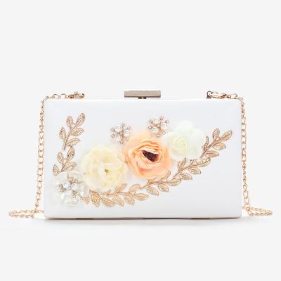 China High Quality Classic Design Vintage Flower Totes Wedding White Ladies Party Women Tote Bag Rhinestones With Good Quality for sale