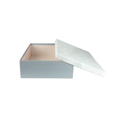 China Large Capacity Collection White High Quality Paper Box Sustainable New Technology With Customizable Design for sale