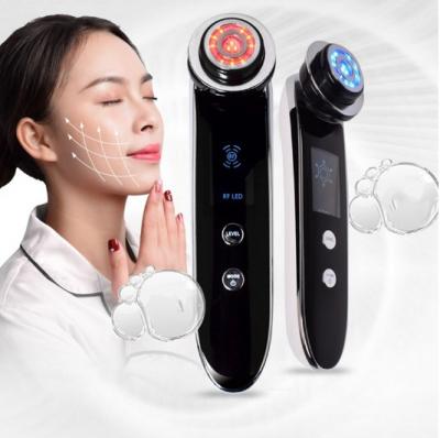 China Professional hot cool ion skin lifting machine from Japan mini EMS face lift and rf wrinkle removal for home use for sale