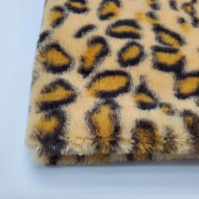 China Toy New style hot sale fabric printing fabrics textiles printed faux fur for winter faux fur vest for sale