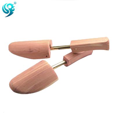 China Cedar One Popular Height Adjustable Wood Tube Stretcher Single Shoe Tree for sale