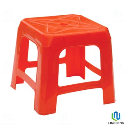 China Op maat gemaakte schoolmeubilair tafel en stoel set robuuste kinder tafel en stoel van plastic Te koop