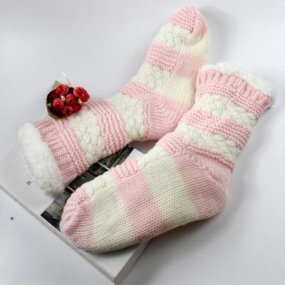 China Breathable Customized Color Knitted Sherpa Lined Home Floor Socks for sale