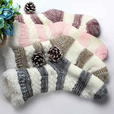 China Lovely Breathable Jacquard Weave Knitted Winter Floor Home Socks for sale