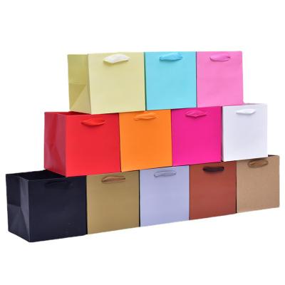 China High Quality Multi Color Size Free Choice Color Size Free Choice Color Size Square Base Gifts Flowers Cakes Rope Handle Packaging Carrier Portable Rigid Folding Paper Bag for sale