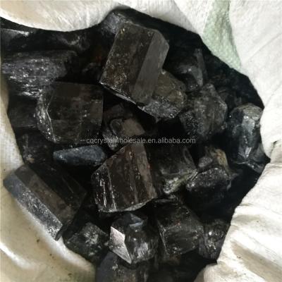 China Rough Black Tourmaline Gemstone Nature Tumbled Stone for sale