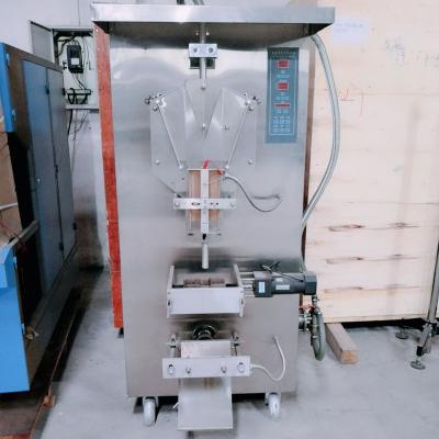 China 150ML Long Service Life Sachet Water Packaging Machine Liquid Sachet Filling Machine for sale