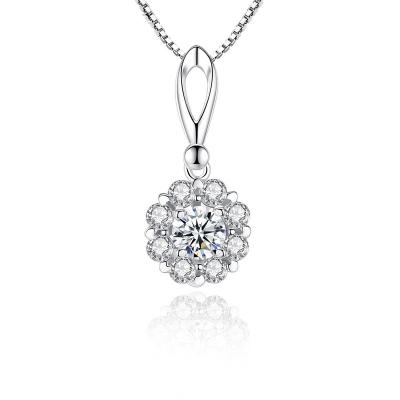 China S925 Sterling Silver Diamond Jewelry Elegant Romantic Cubic Zircon Flower Round Pendant Necklace for sale