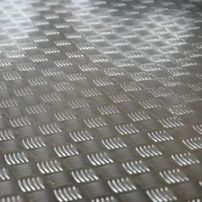 Cina Strato di alluminio 2mm del piatto di Chequer di anti slittamento alluminio del piatto di 4 x 8 controllori in vendita