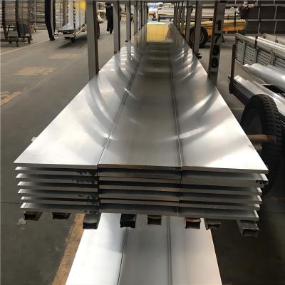 China 6061 6063 T5 T6 Aluminium Flat Bar Extrusion Profile 6mm 8mm Thickness Standard Size en venta