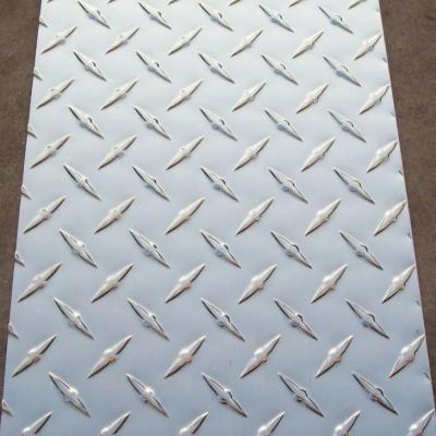 중국 3003 H24 Diamond Aluminium Sheet Alloy Plate 1220mm Width Silver Color For Floor 판매용