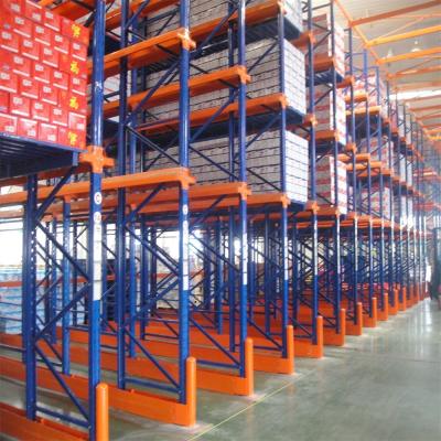 China Câmara de frio Drive In Pallet Racking W1200*1000 Drive In Racks Armazém à venda