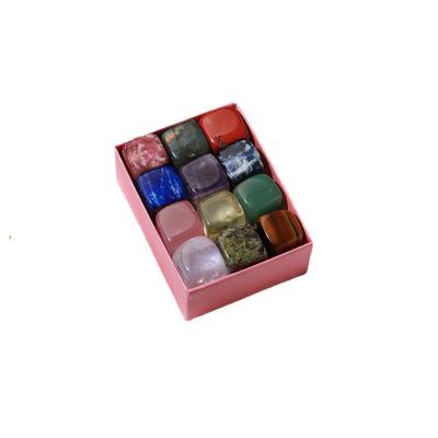 China Art Decor Natural Crystal Stone Ice Cube Iced Whiskey Red Wine Gem Quick-Frozen Ice Whiskey Stone Gravel Combination Set for sale