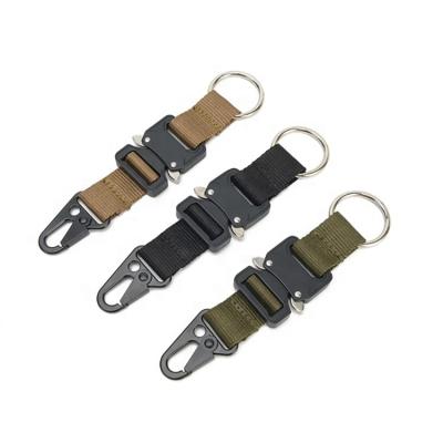 Chine Outdoor Camping Increasing Quick Release Traveling Metal Buckles Key Hook EDC Gear Molle Tactical Chain Buckle For Tactical Bag à vendre