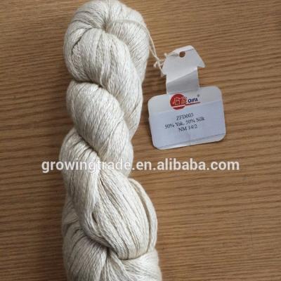 China Supplier Good Quality Abrasion-Resistant Yaks And Hand Wholesalers Silk Knitting Yarn Sweater for sale