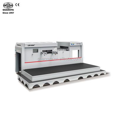 China New Intelligent Automatic Small Size 800x620mm Paper Cutting And Creasing Machines for sale