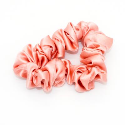 China Mulbery 16MM Silk Scrunchies 100% Hair 6A Silk Fabric Elastic Hair Scrunchies 4CM Luxury Silk Hair Scrunchies for sale