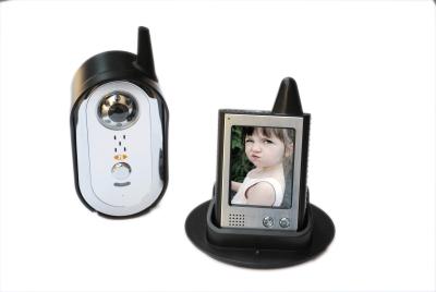 China 2.4GHz Handset Wireless Intercom Door Phone With Colored Video Touch Screen for sale