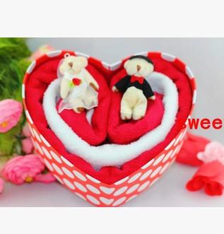 China New creative promotion gift product wedding gift bear towel with gift box for sale