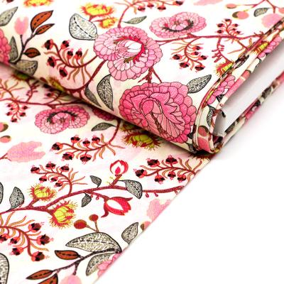 China Factory Stock Pastoral Floral Cloth Woven Pure Organic Quilting Fabric Rose Flower Printed Cotton Fabric Shrink-Resistant for sale