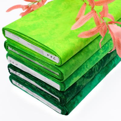 China Shrink-Resistant Green Theme High Quality Halo Dyed Fabric To Pattern Quilting Cotton Fabric For Craft And Quilting for sale