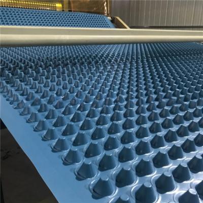 Chine Densité Polyéthylène Plastic Drainage Cell Sheet Mat pour le stockage et le drainage imperméables à vendre